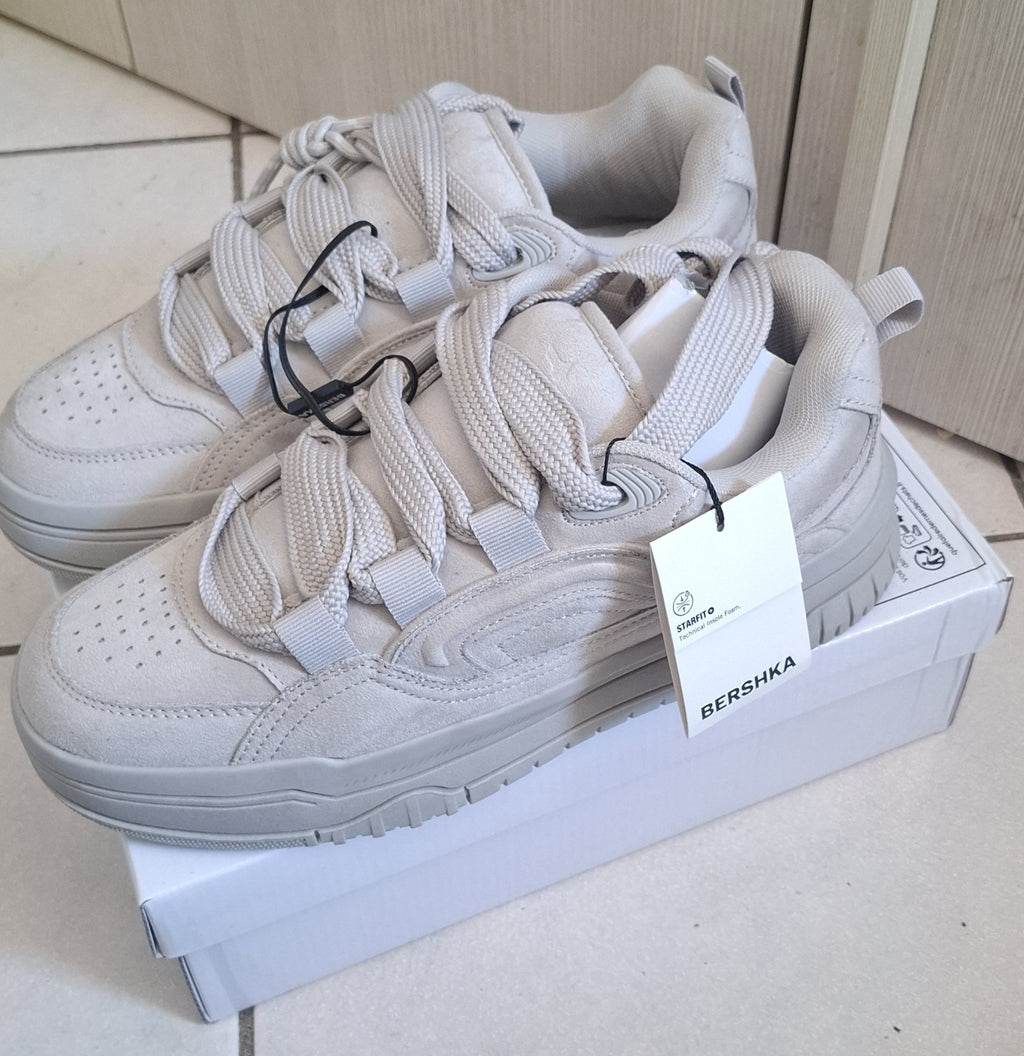 Bershka Sneaker uomo grigie tinta unita con lacci taglia EU 40