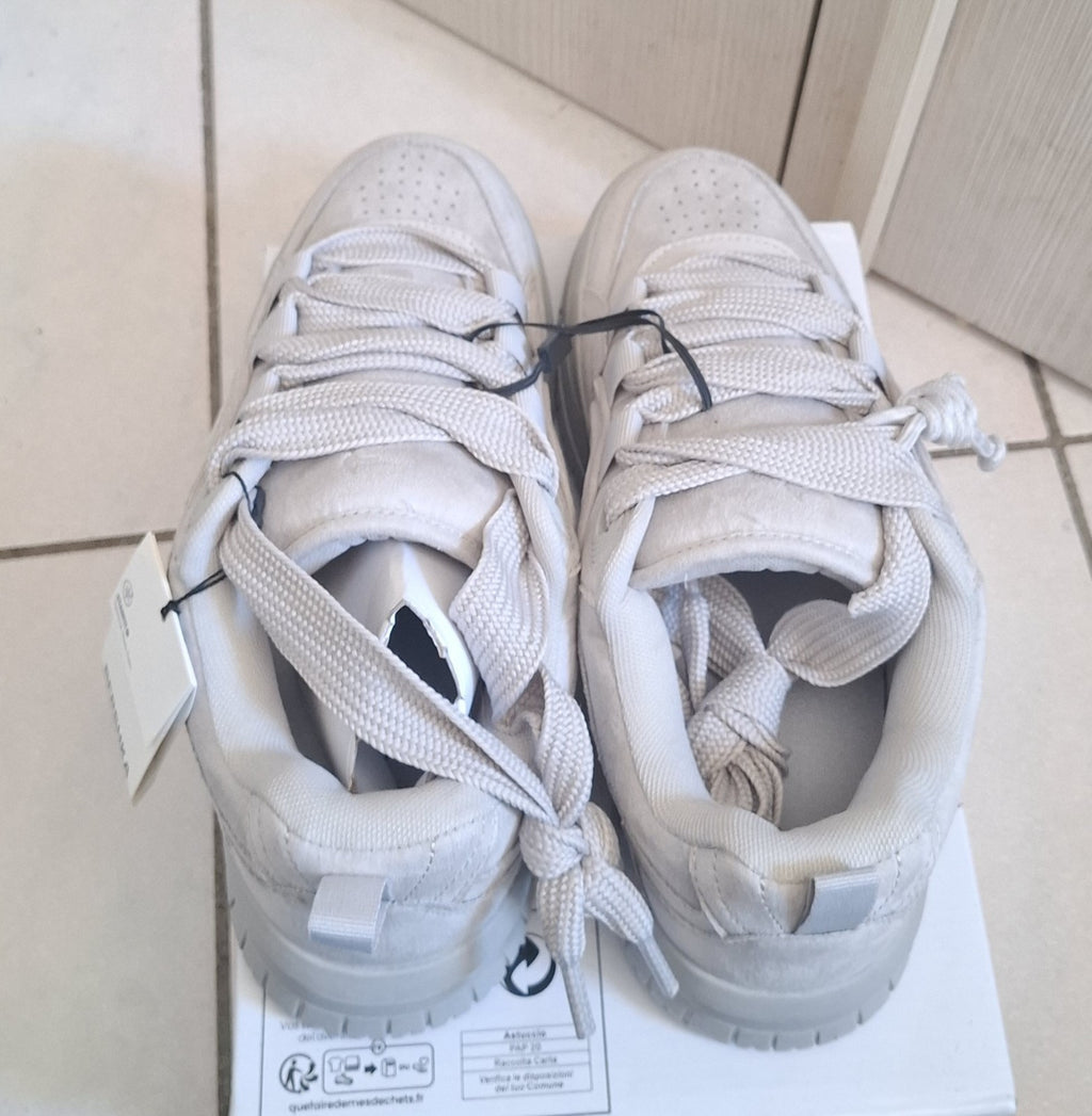 Bershka Sneaker uomo grigie tinta unita con lacci taglia EU 40